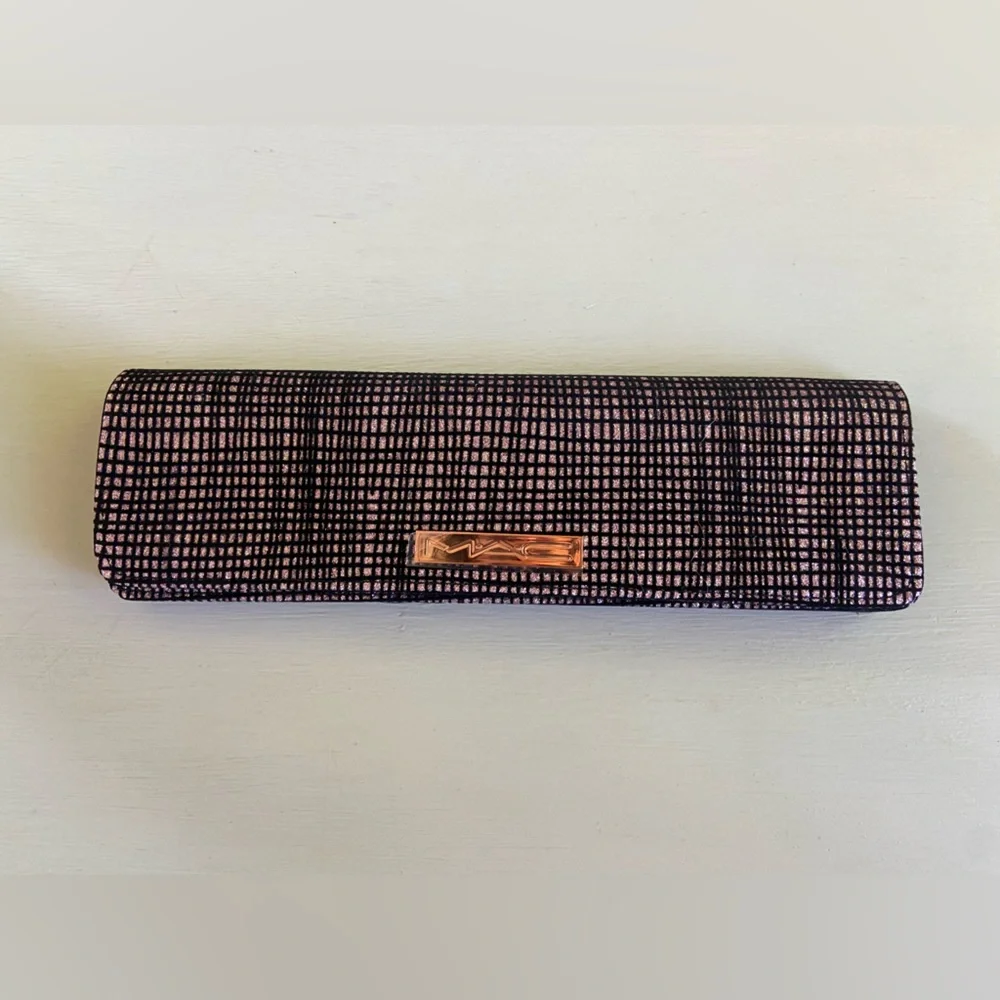 NEW MAC Taste of Stardom Glitter Clutch Makeup Fold Bag